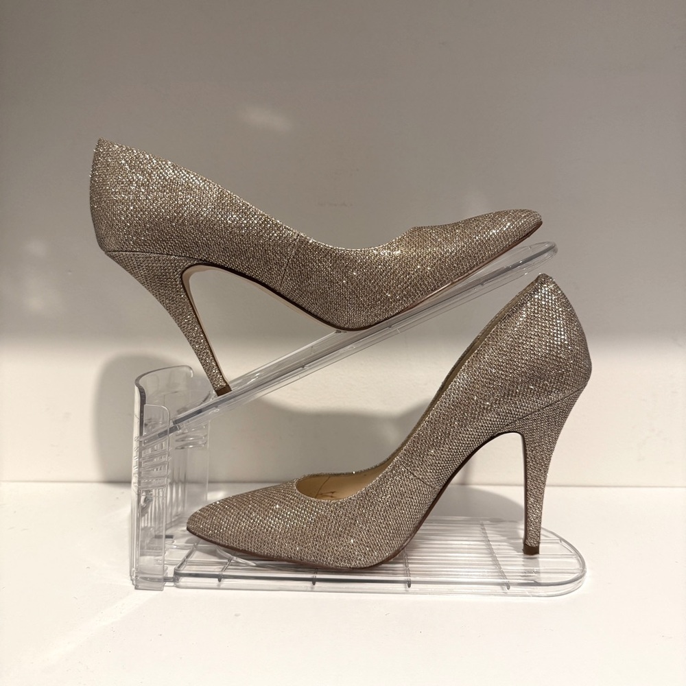 Oravia 8 Shimmer Glitter Sparkle Gold Pump Heel Pointed Toe